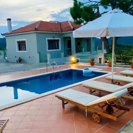 Villa Ouranos In Pefkias Скопелос Экстерьер фото