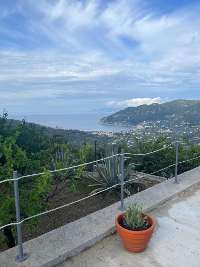 Villa Ouranos In Pefkias Скопелос Экстерьер фото