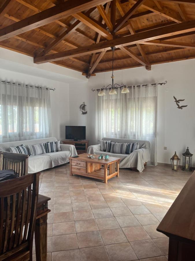 Villa Ouranos In Pefkias Скопелос Экстерьер фото